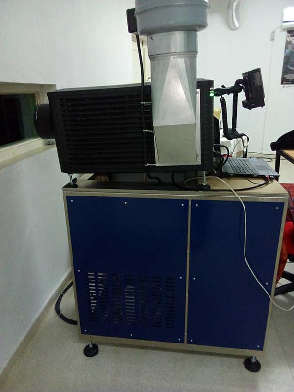 support-pour-projecteur-de-cinema